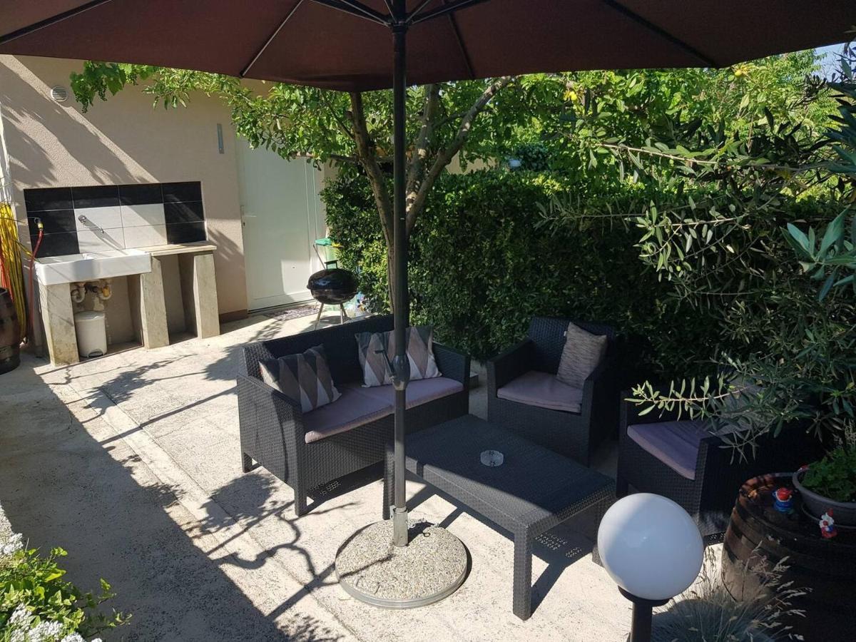 Apartment Tara Pula Zewnętrze zdjęcie