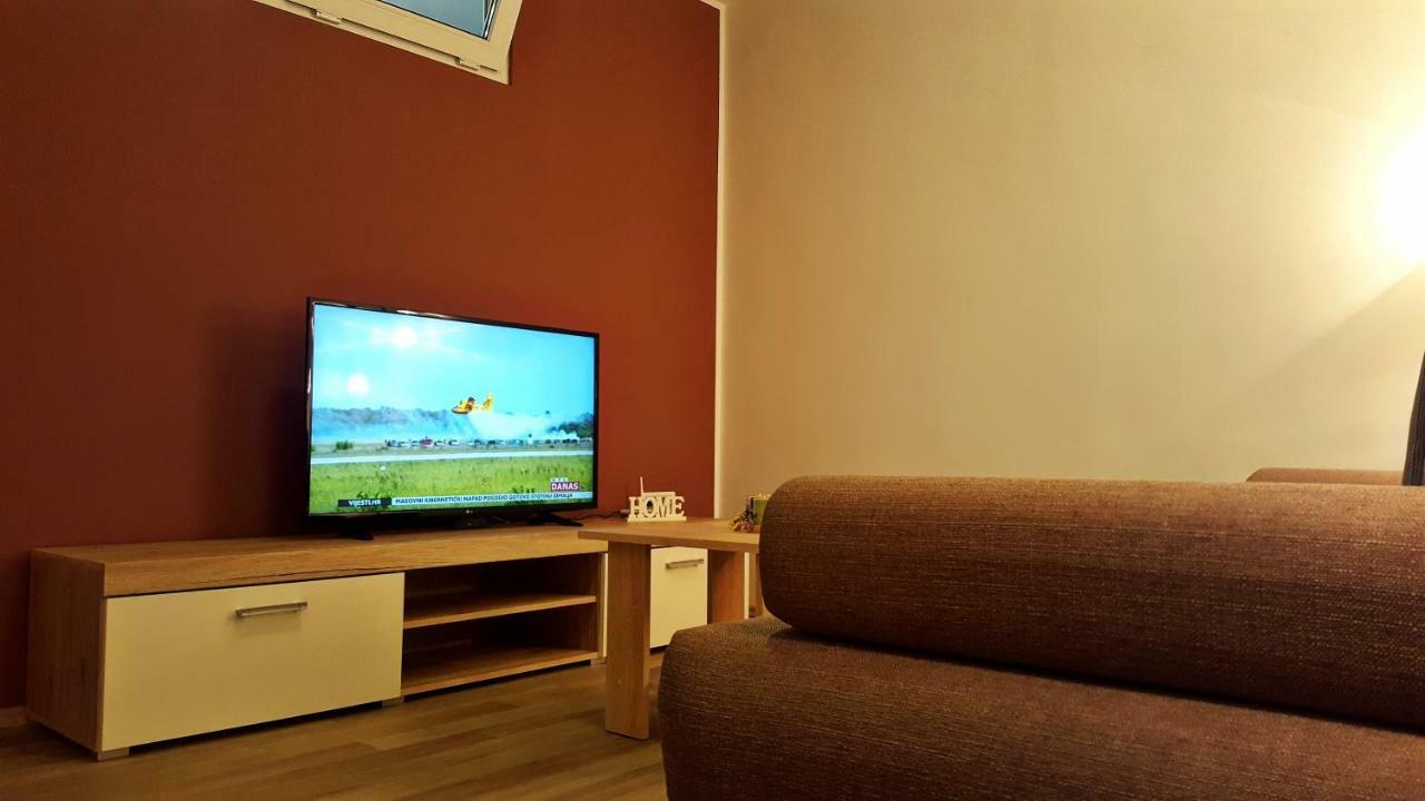 Apartment Tara Pula Zewnętrze zdjęcie