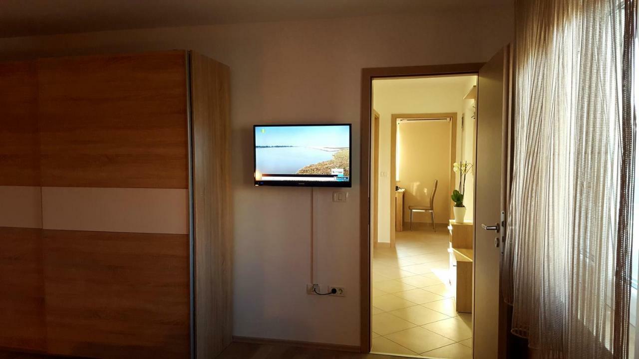 Apartment Tara Pula Zewnętrze zdjęcie