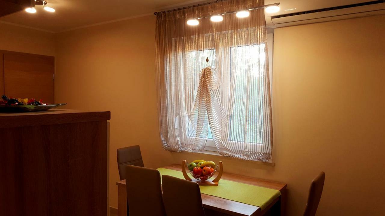 Apartment Tara Pula Zewnętrze zdjęcie